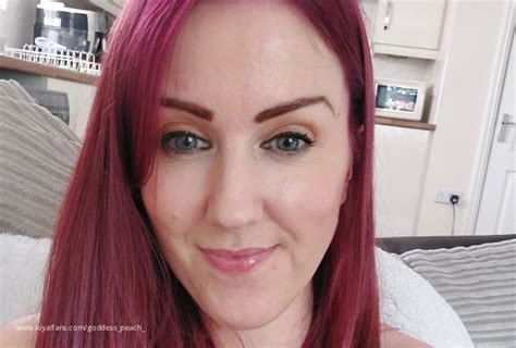 goddess jen farts|This gassy Goddess wants to fart on your face, so open .